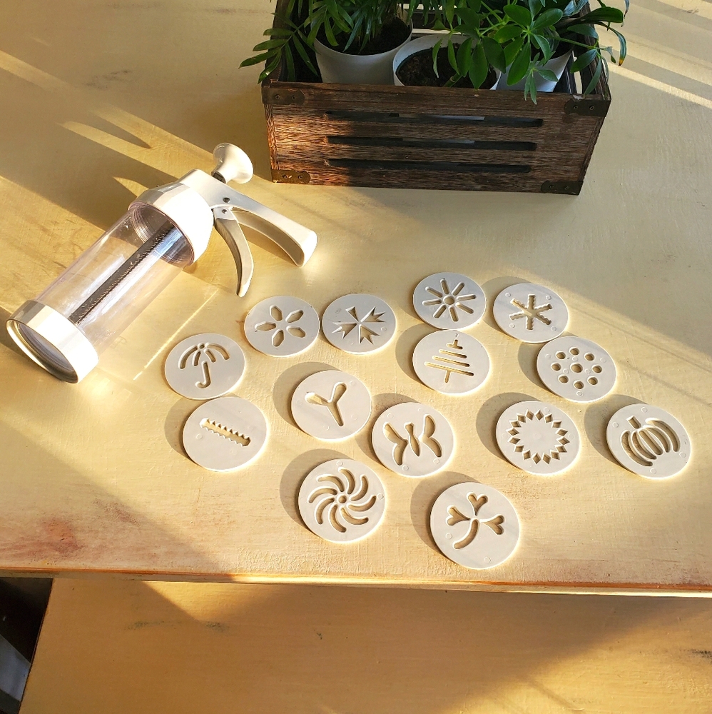 Pampered Chef Cookie Press